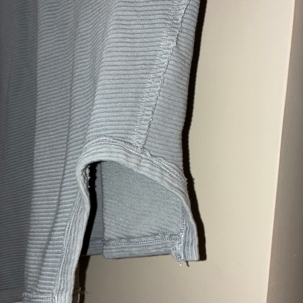 Women's Gray Ribbed Top - Picture 9 of 12